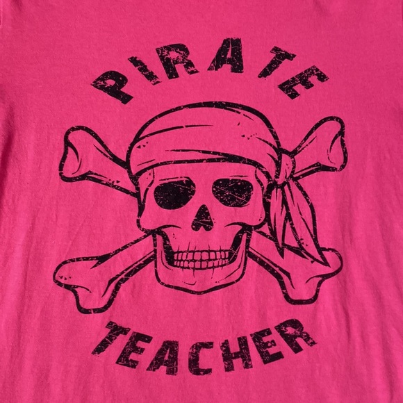 Pirate Teacher T-Shirt - Picture 4 of 8